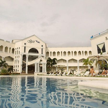Boracay Grand Vista Resort & Spa Yapak Exterior foto