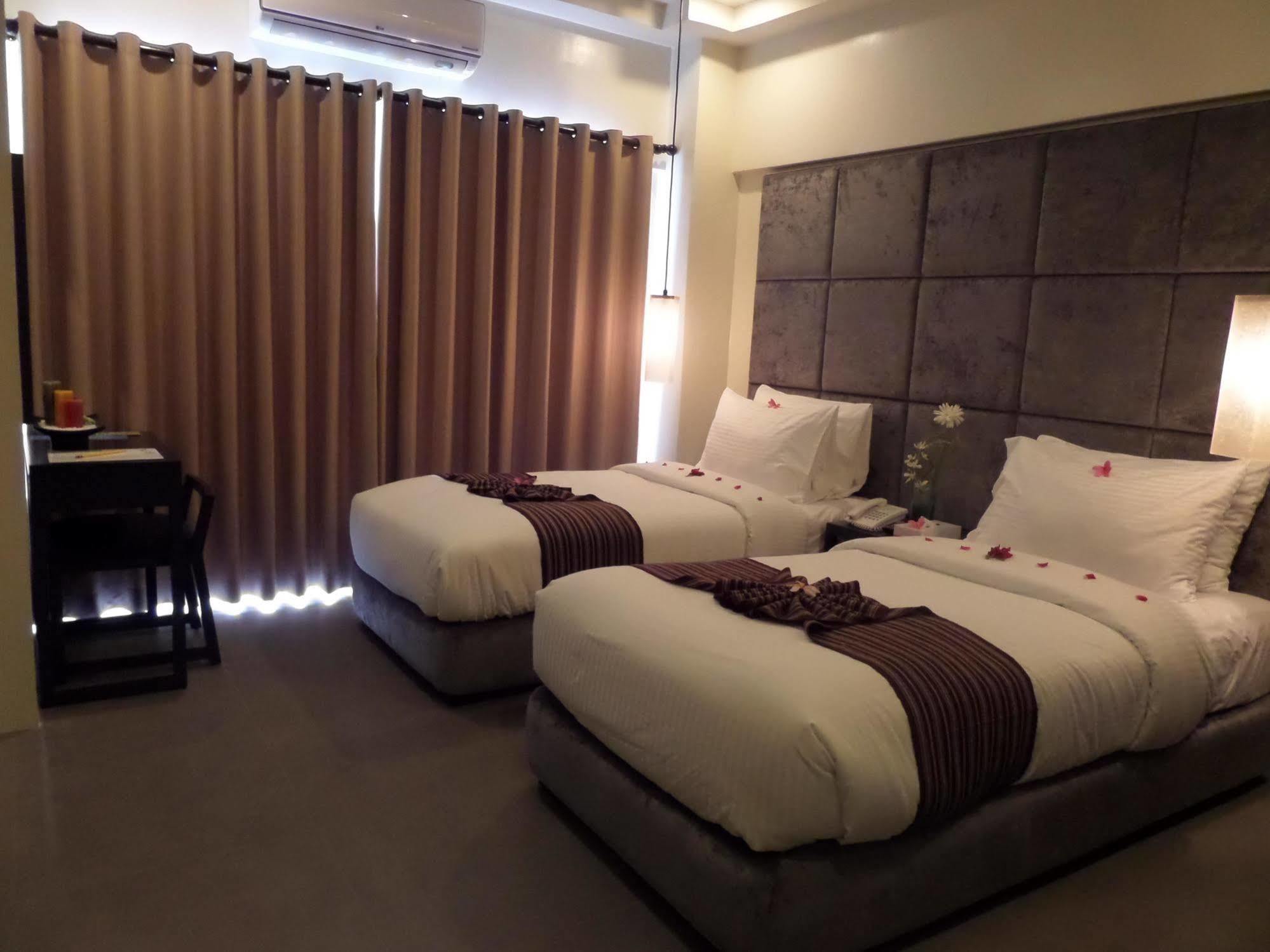 Boracay Grand Vista Resort & Spa Yapak Exterior foto
